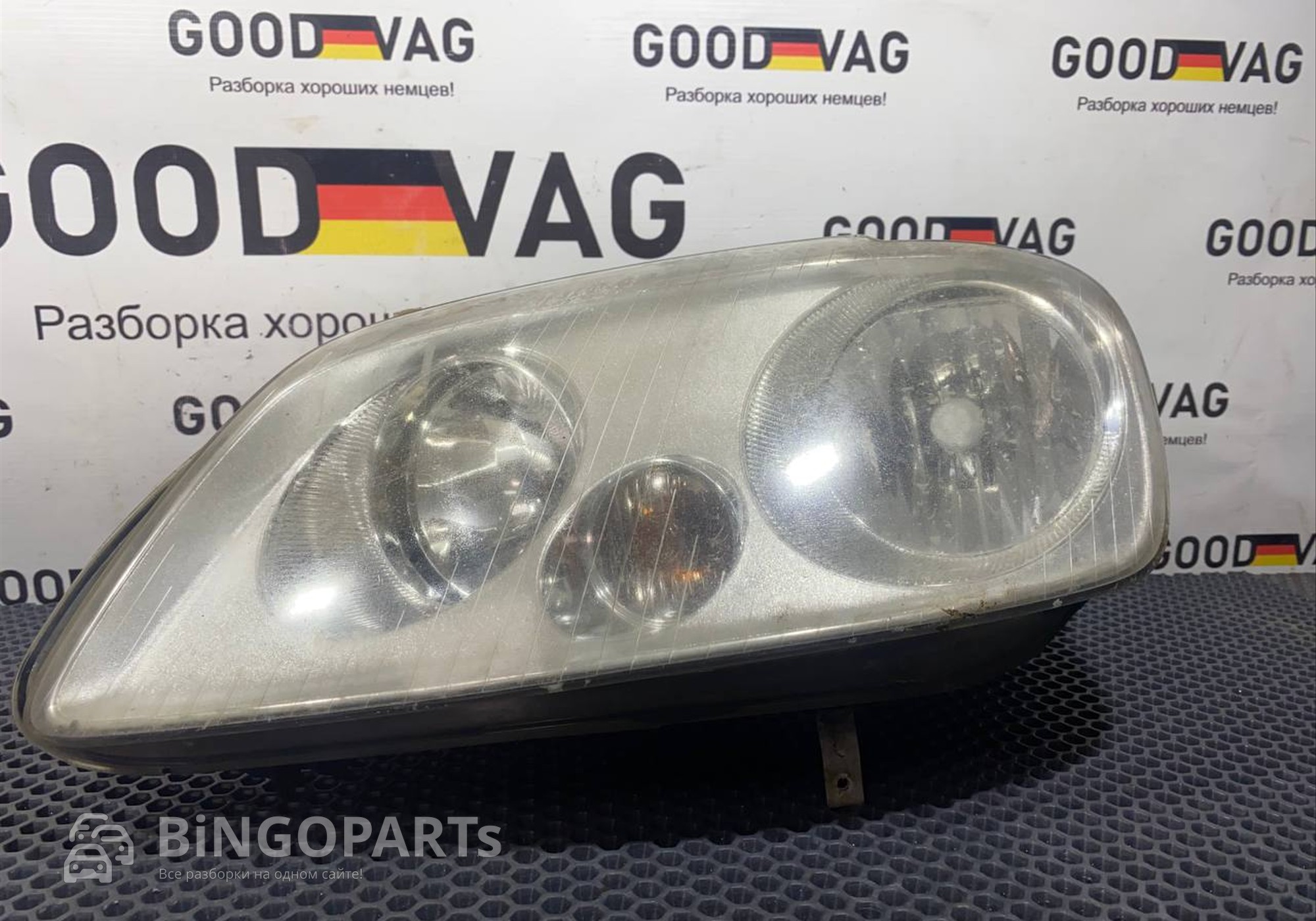 2K0941607 Фара левая для Volkswagen Caddy III (с 2004 по 2015)