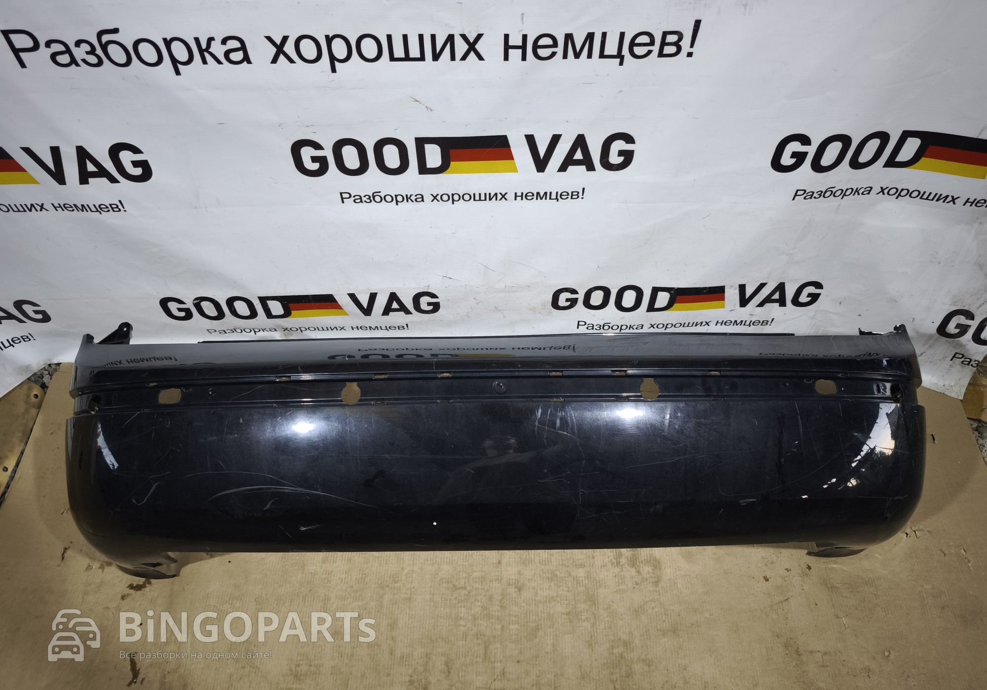 3U5807421 Бампер задний черный Суперб 2002-2008 для Skoda Superb I (с 2001 по 2008)