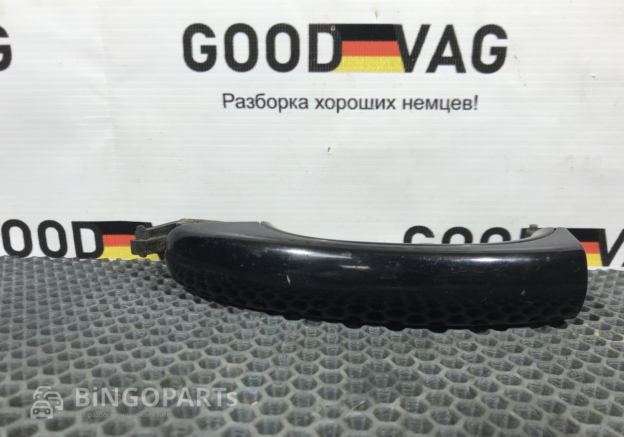 Ручка двери наружная для Volkswagen Touareg I (с 2002 по 2010)
