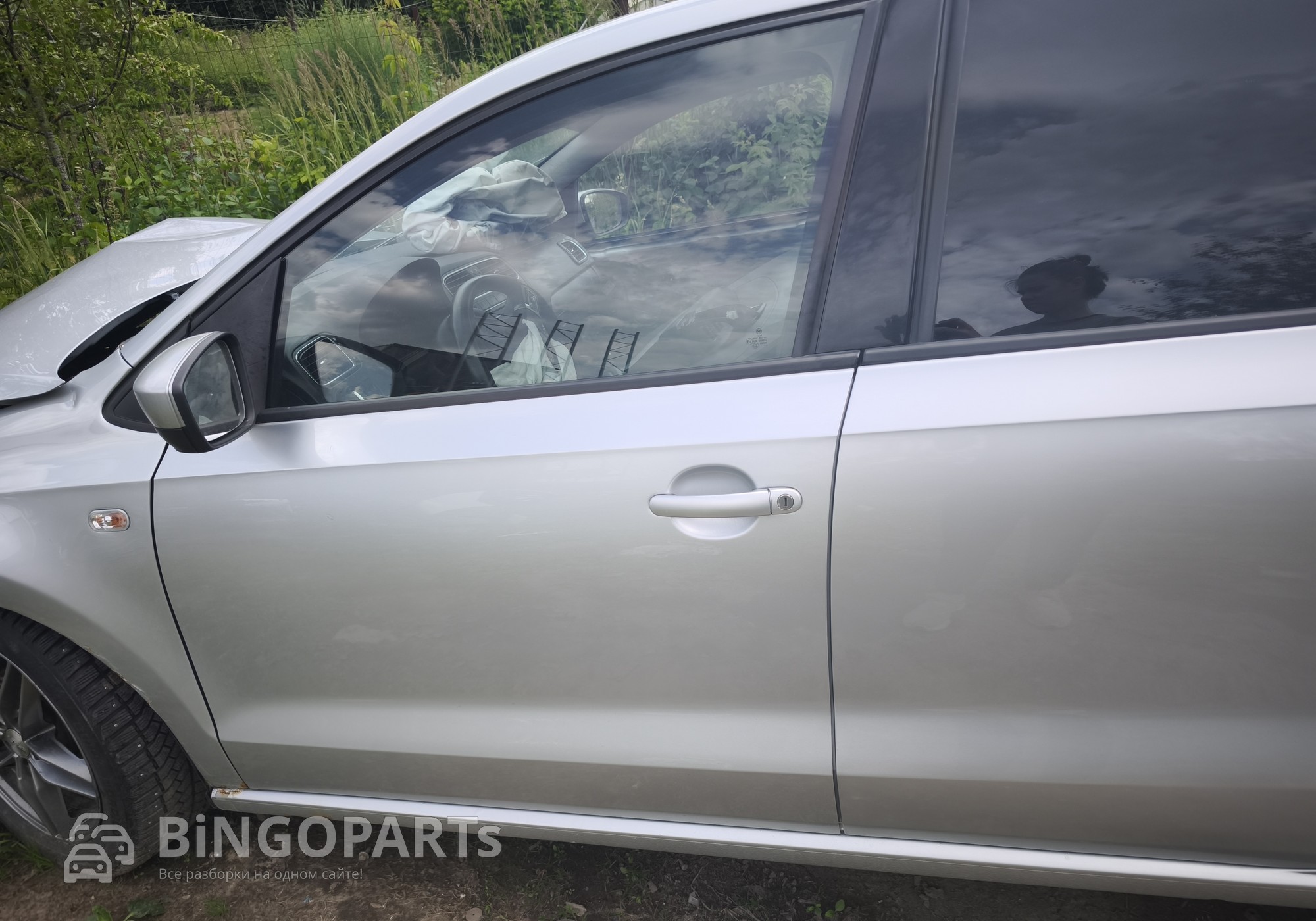 6RU831055G Дверь передняя левая серебристая для Volkswagen Polo V (с 2009 по 2020)