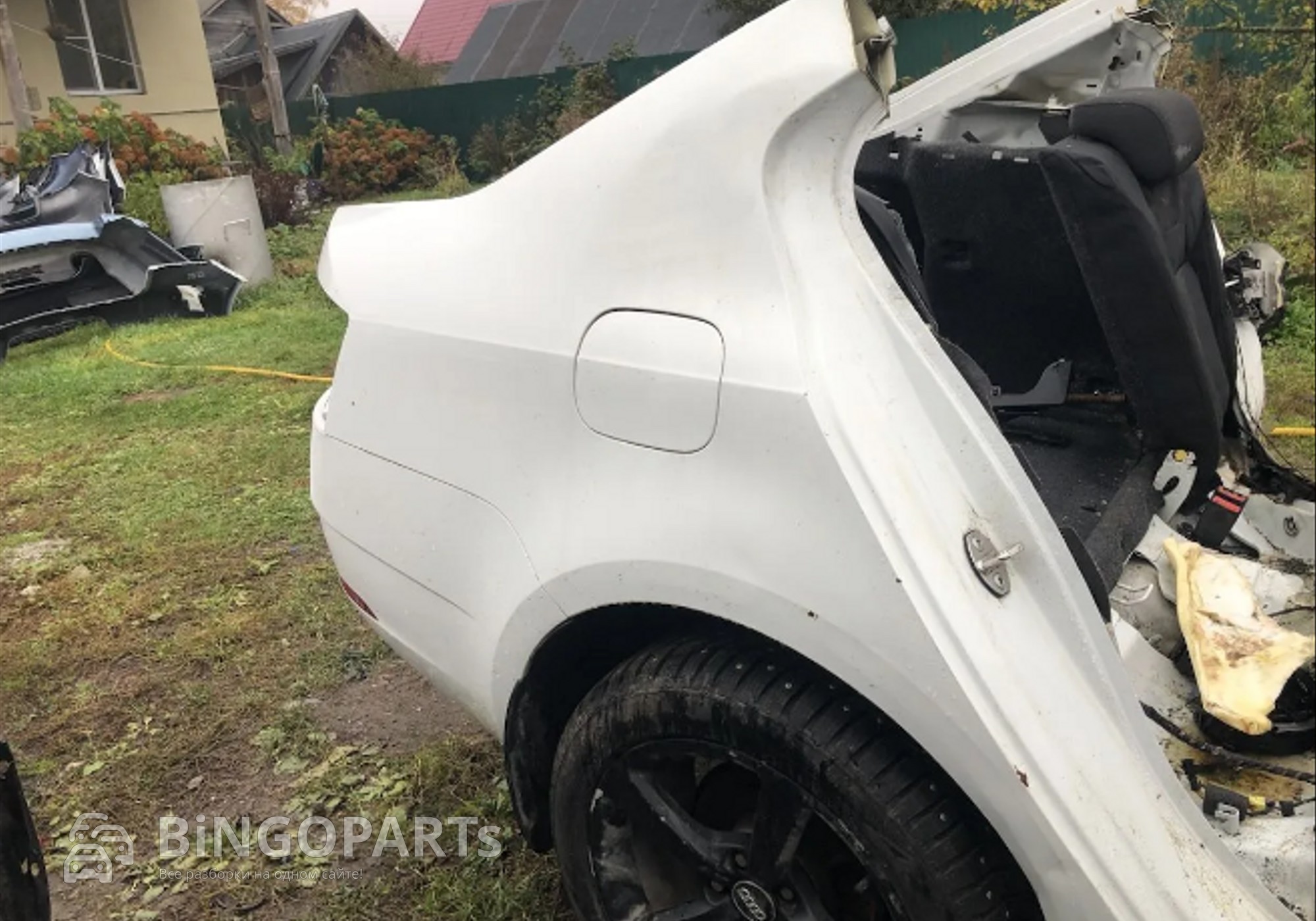 5E5809602D Крыло заднее правое белое для Skoda Octavia III (с 2012)