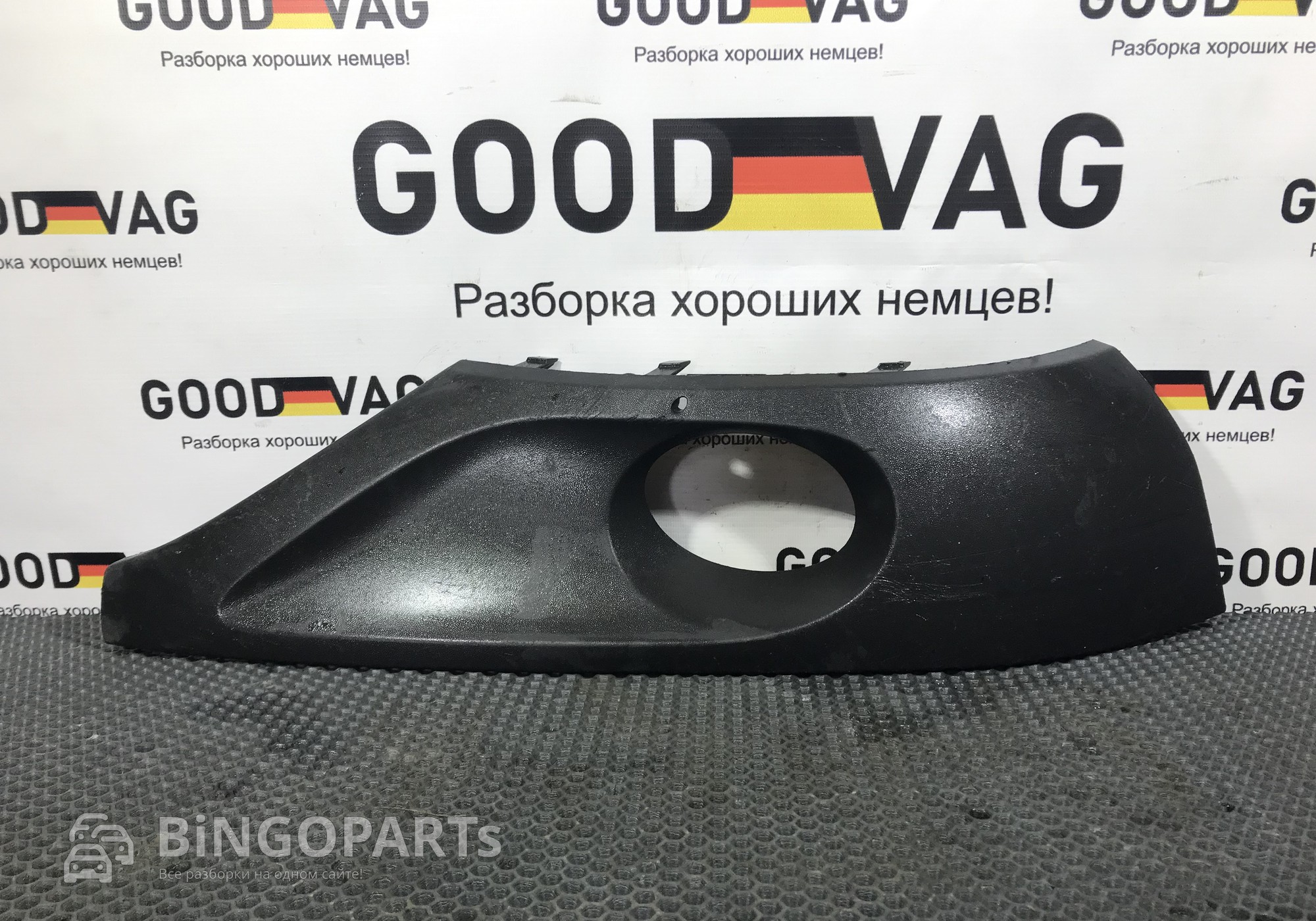 7P6807490 Накладка декоративная для Volkswagen Touareg II (с 2010 по 2018)