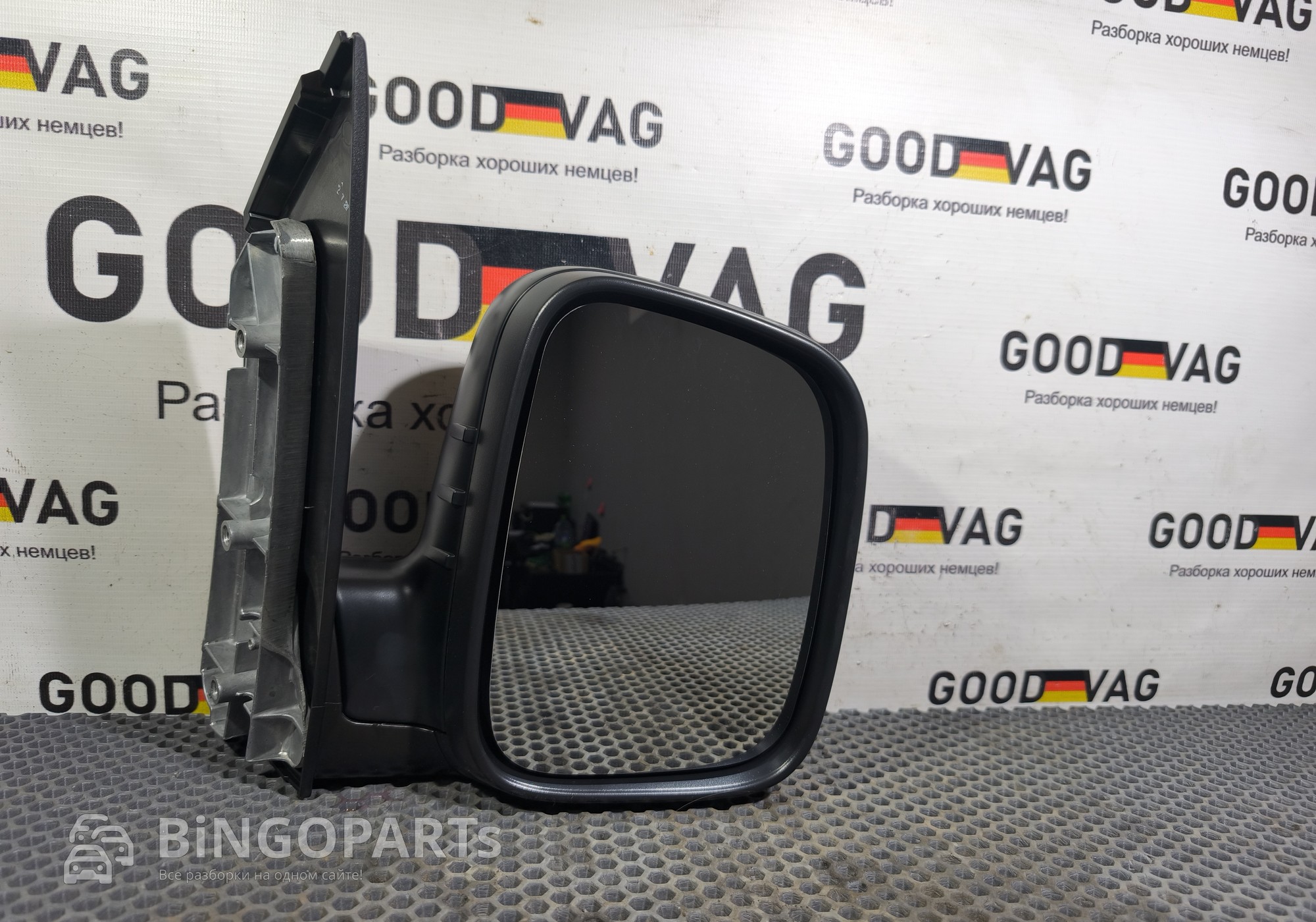 2K1857508L Зеркало заднего вида боковое правое