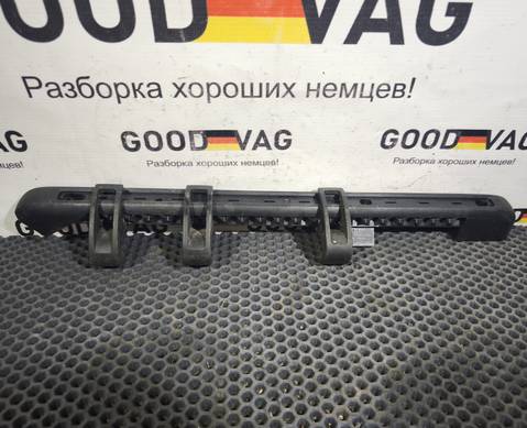 5L0867895 Направляющая шторки багажника левая для Skoda Yeti (с 2009 по 2018)