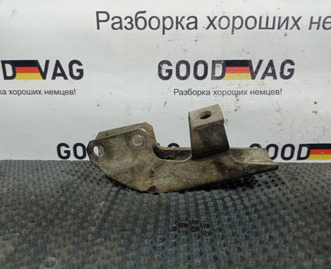 Кронштейн рулевой рейки-тяги ауди 80 для Audi 90 B3 (с 1987 по 1991)