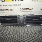 5E0820951A Дефлектор центральный в сборе (хром) для Skoda Octavia III (с 2012)