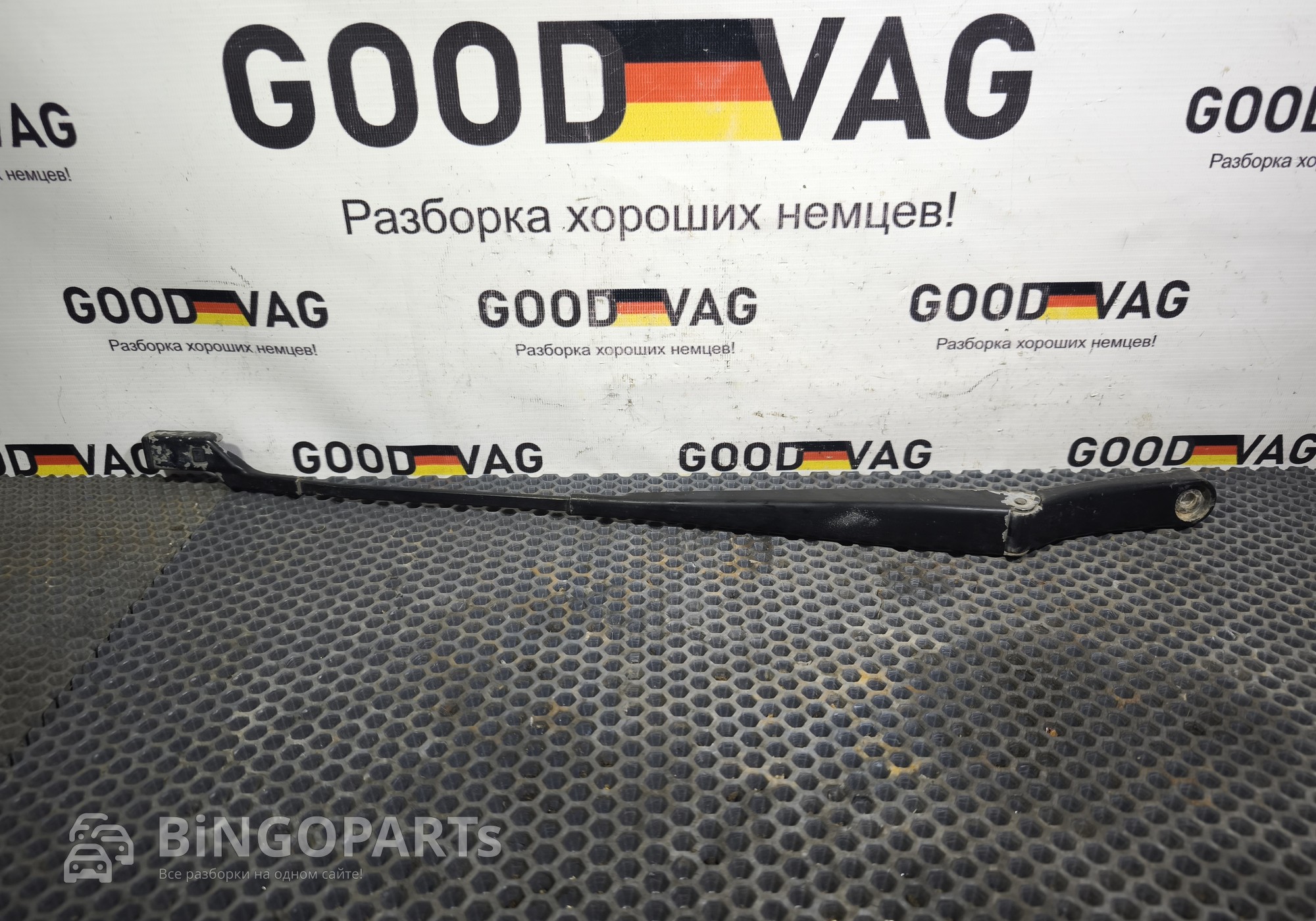 2K1955409A Поводок стеклоочистителя левый для Volkswagen Caddy III (с 2004 по 2015)