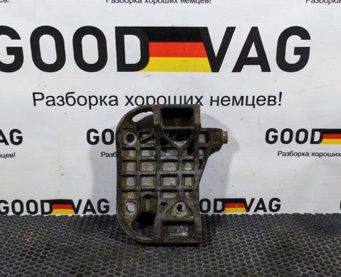 059903143P Кронштейн генератора для Audi Q7