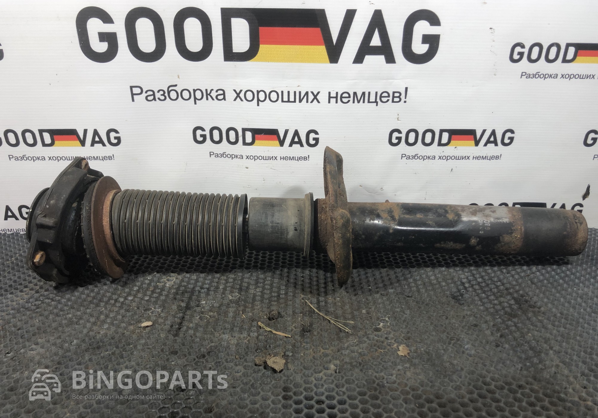 1T0413031GP стойка амортизатора для Volkswagen Caddy IV (с 2015)