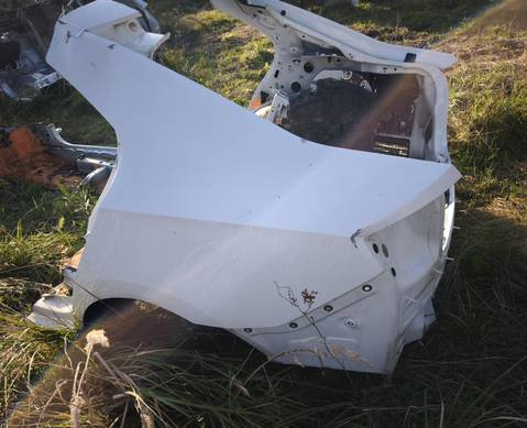 Задняя левая четверть (крыло) белая (есть дефекты) для Skoda Rapid I (с 2012 по 2020)