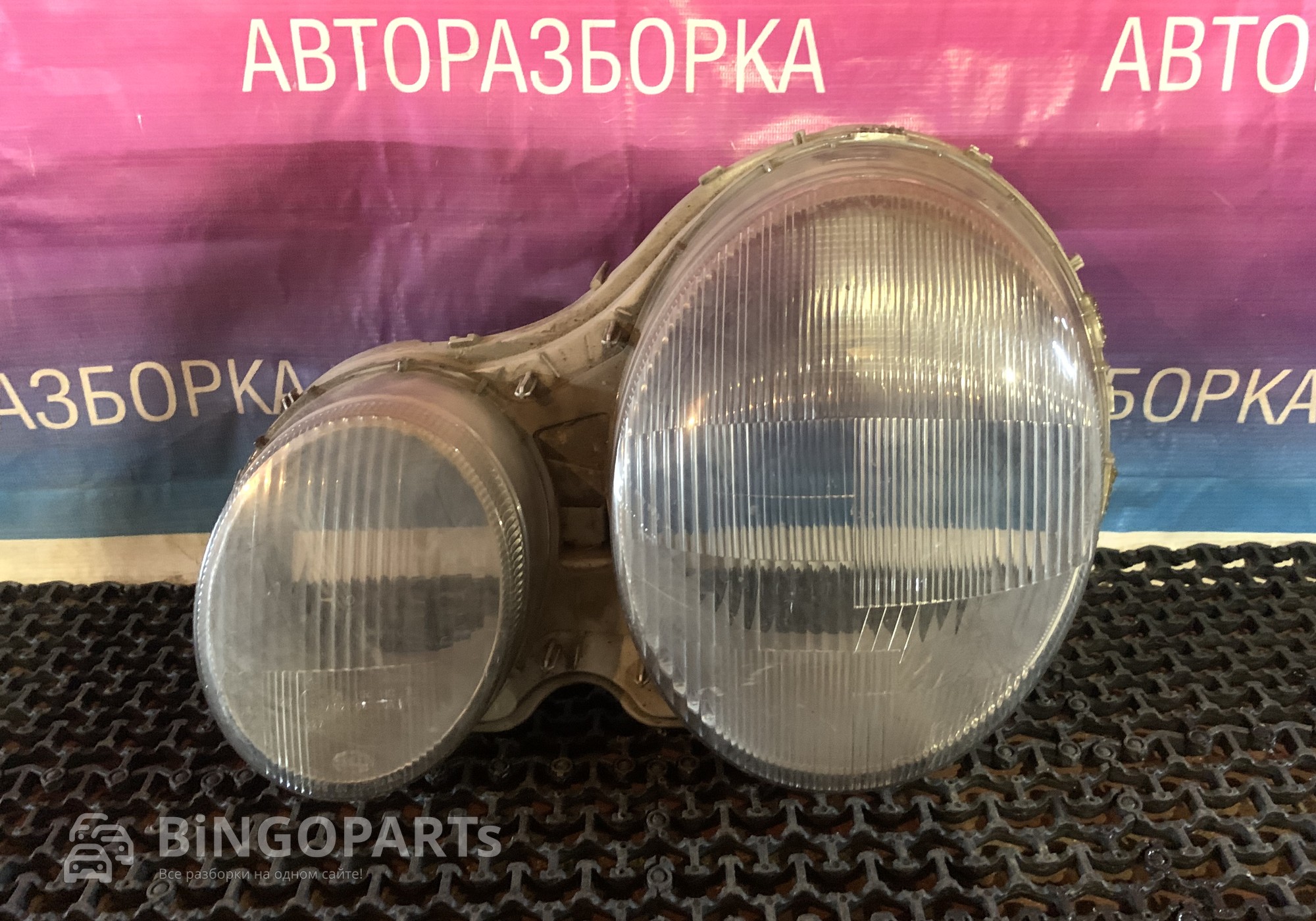 21082003612108200 Стекло фары левой Мерседес Е210 для Mercedes-Benz E-class W210, S210 (с 1995 по 2003)