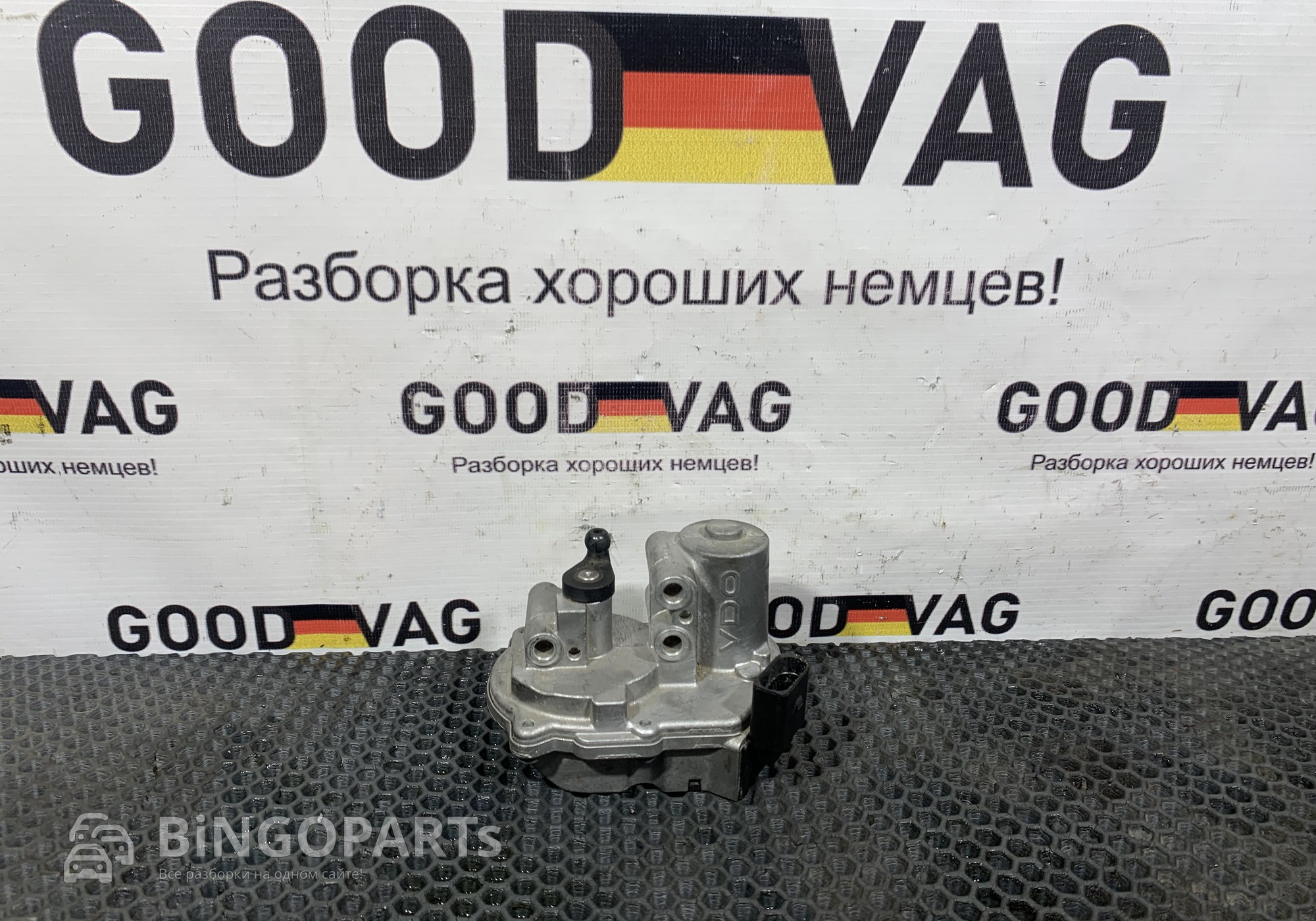 059129086M Заслонка дроссельная для Audi A4