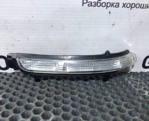 3T0949102 Указатель поворота для Skoda Superb