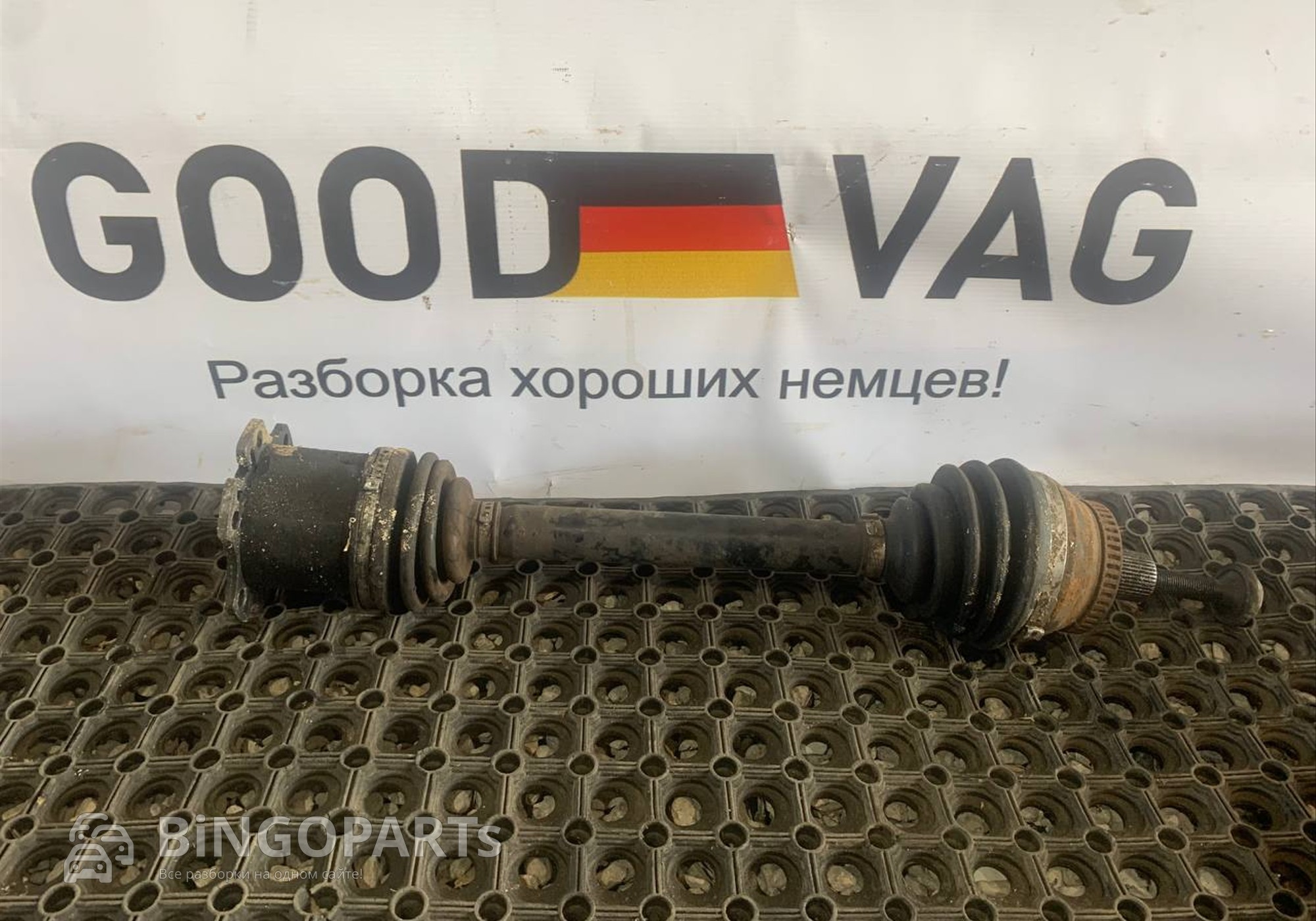 8E0407271BN Полуось (привод) левый для Audi A4 B7 (с 2002 по 2009)