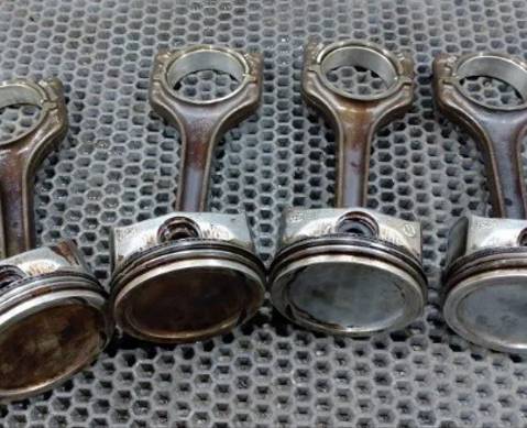 04E198401D Поршень с шатуном CWV 1.6 для Skoda Octavia