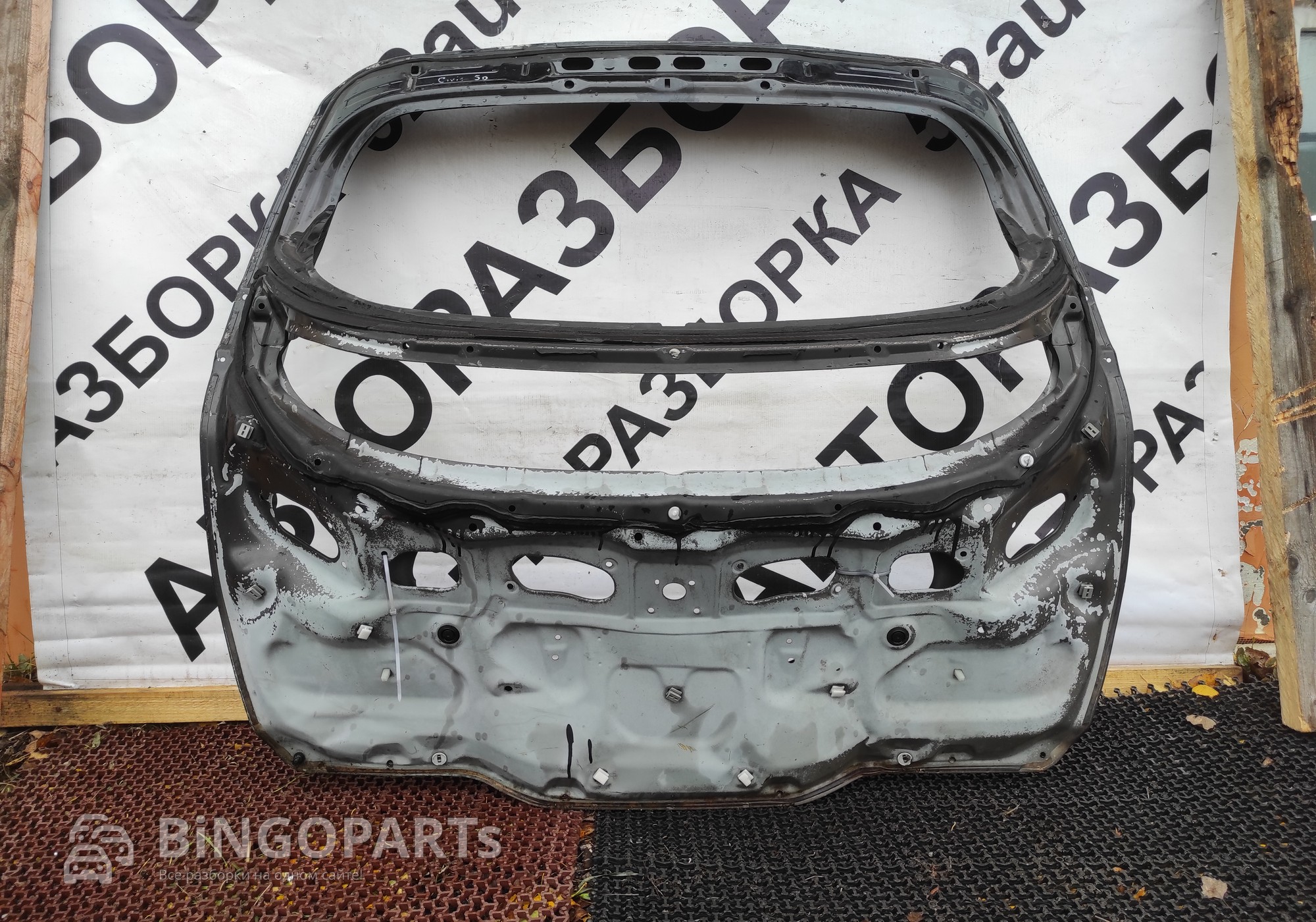 Крышка багажника хонда сивик 5д для Honda Civic VIII (с 2005 по 2011)