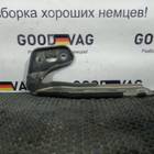 4F0823302 Петля капота правая для Audi