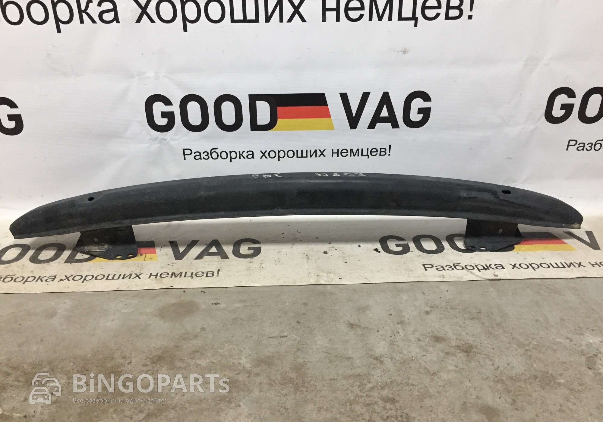 1J0807305 Усилитель заднего бампера для Volkswagen Golf