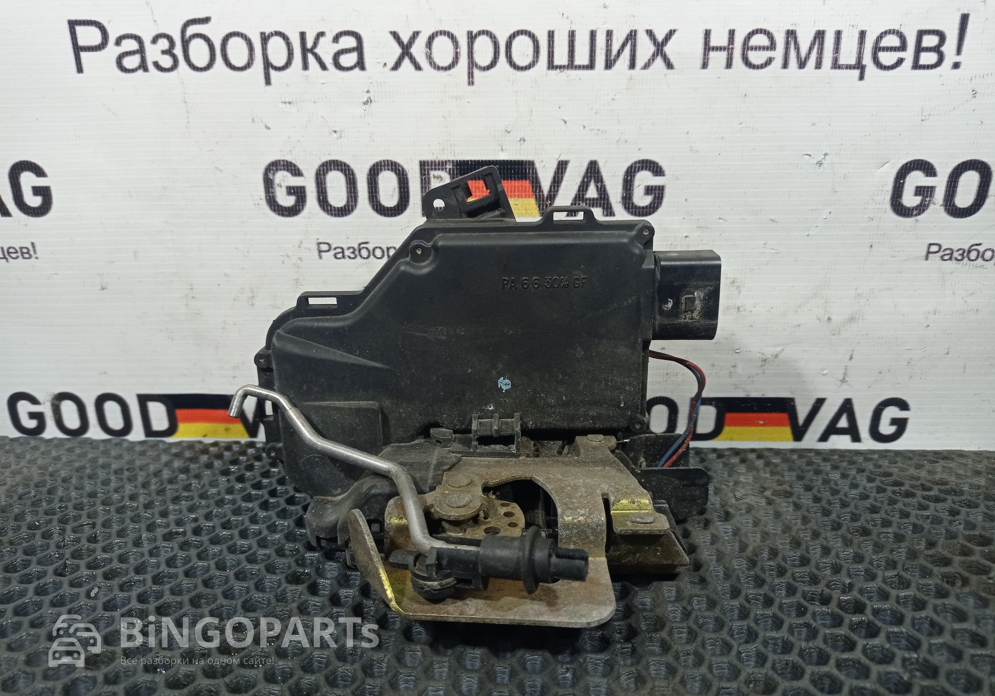 4B0839016B Замок передней правой двери для Audi