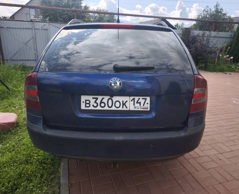 1Z9827025 Крышка багажника универсал темно-синяя для Skoda Octavia II (с 2004 по 2013)
