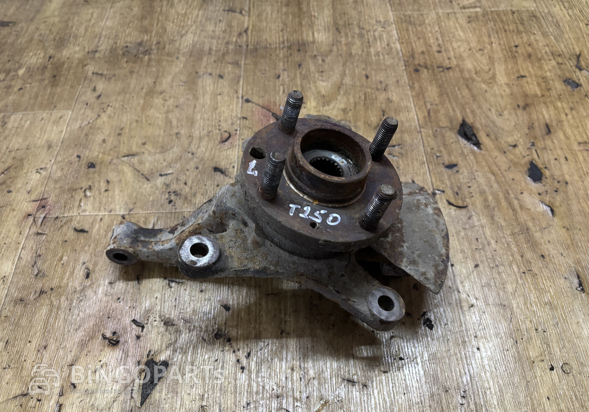 Кулак левый Шевроле Авео Т250 для Chevrolet Aveo T200/T250 (с 2005 по 2011)