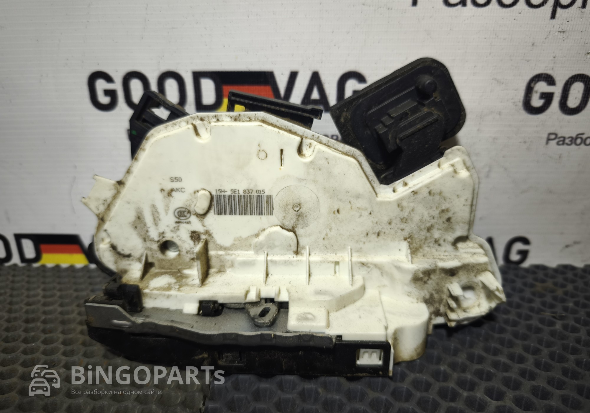 5E1837015 Замок передней левой двери для Volkswagen Tiguan