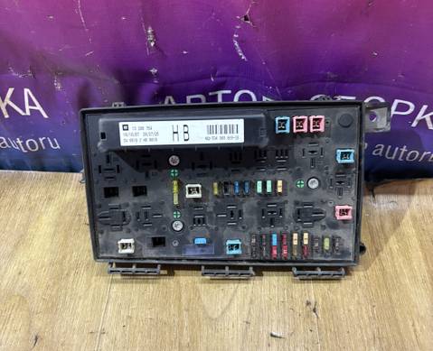 Блок предохранителей подкапотный Опель Астра Н для Opel Astra H (с 2004 по 2014)