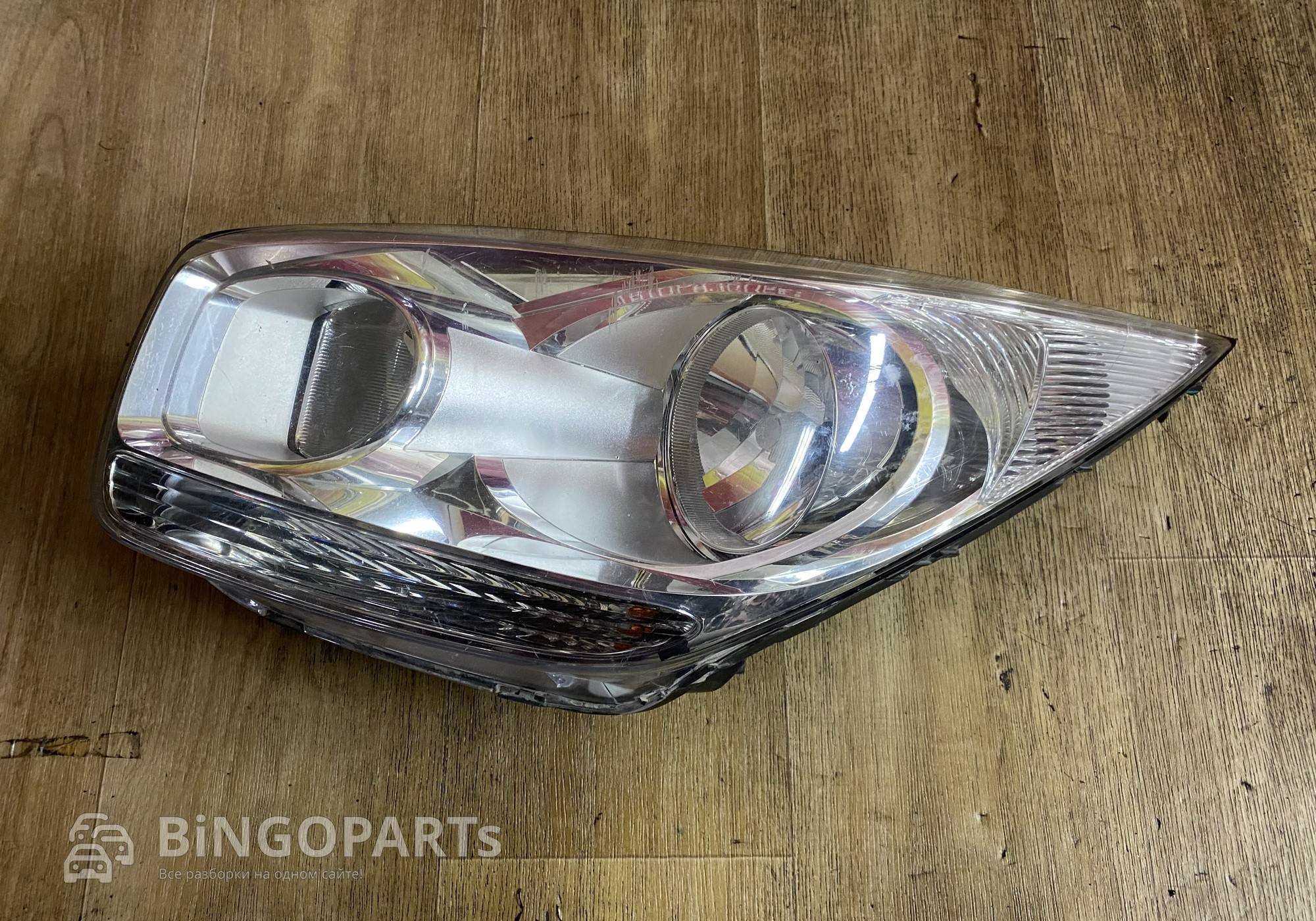 1P92101000 Фара передняя левая Венга для Kia Venga (с 2009 по 2018)