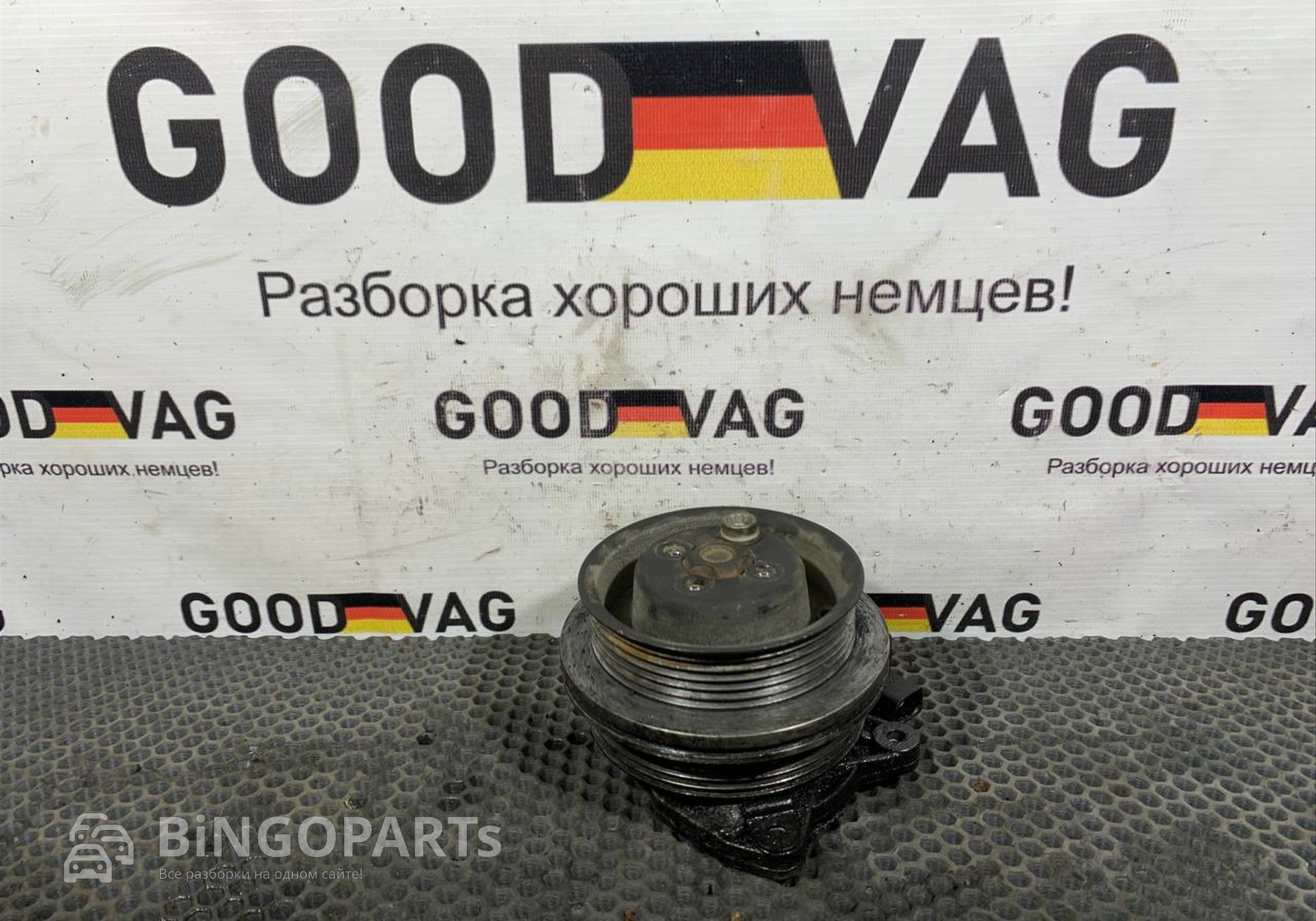 03C880727D Насос водяной (помпа) для Volkswagen