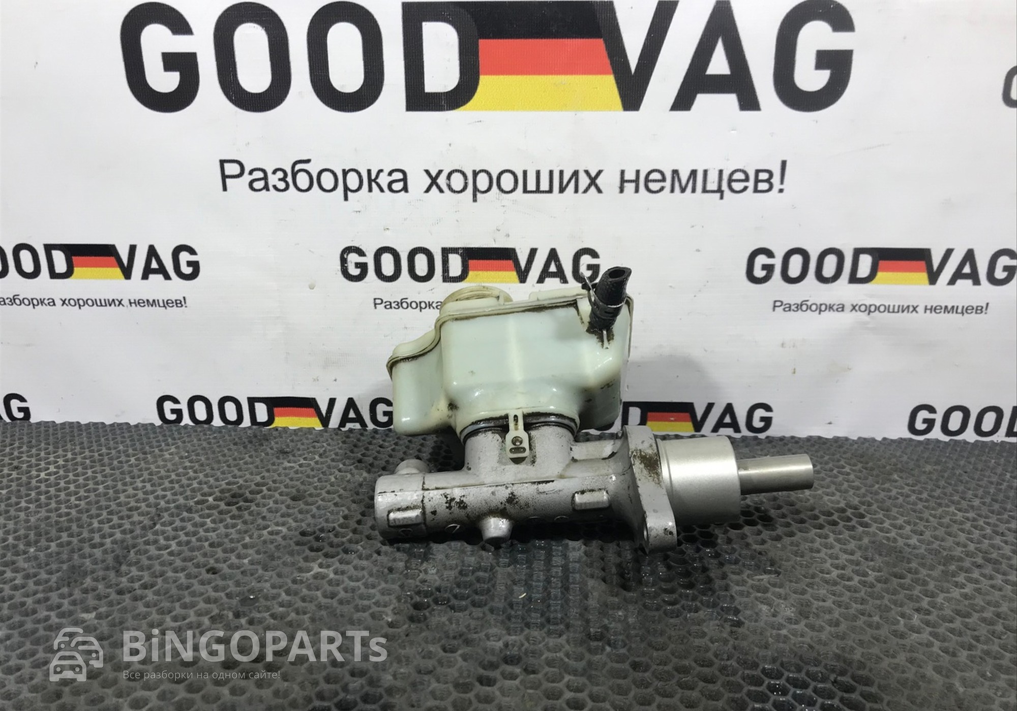 1K1611301C Главный тормозной цилиндр для Volkswagen Golf V (с 2003 по 2009)