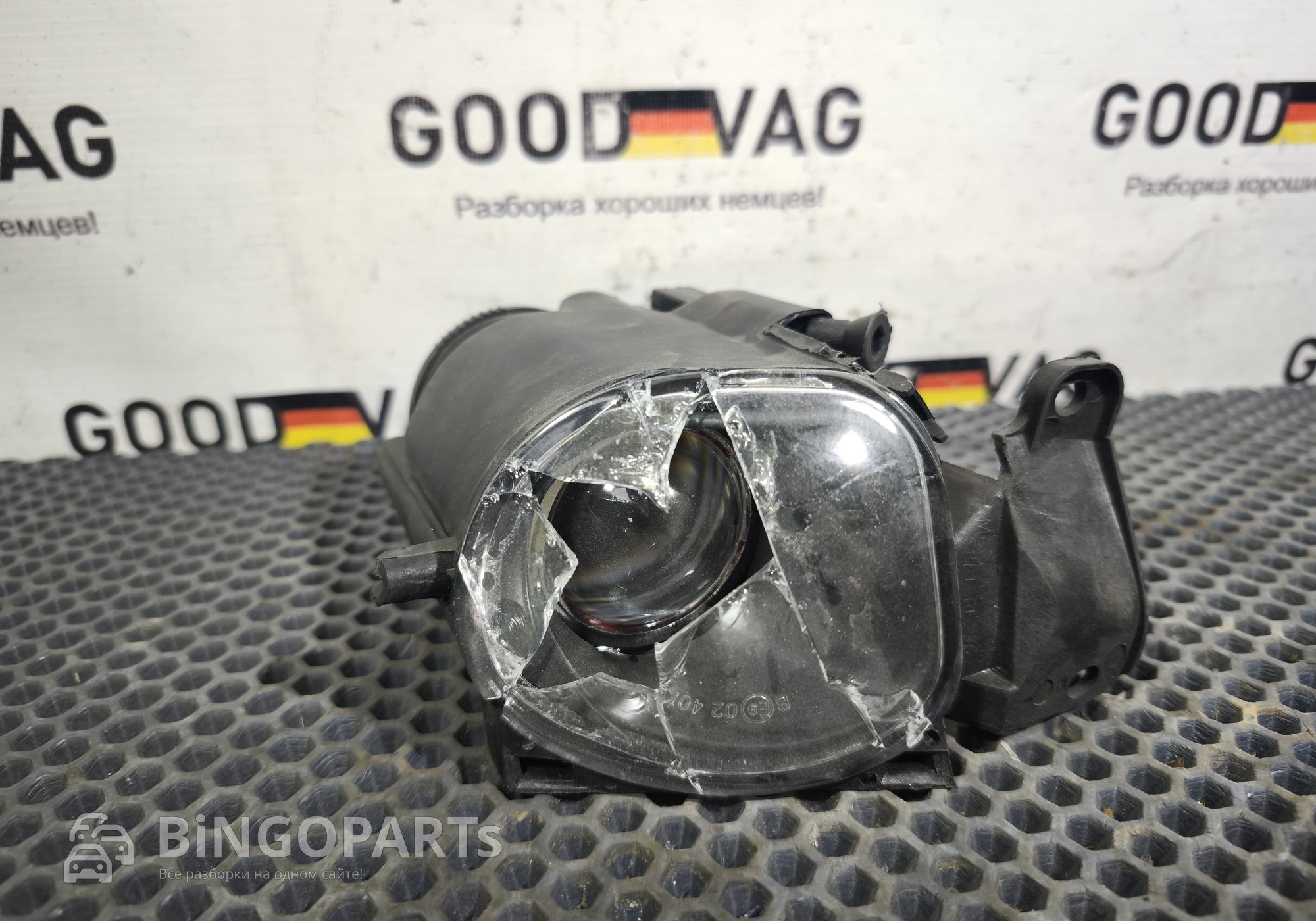 4B0941699A Фара противотуманная правая для Audi A6 C5 (с 1997 по 2005)