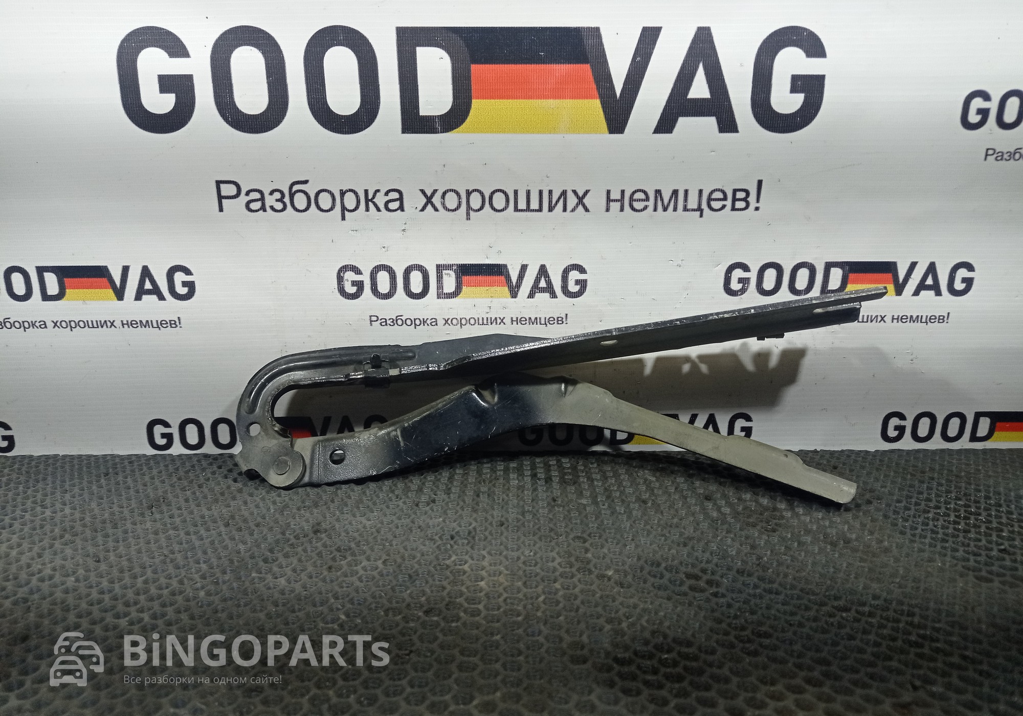 9640968780 Петля капота правая для Peugeot 407 (с 2004)