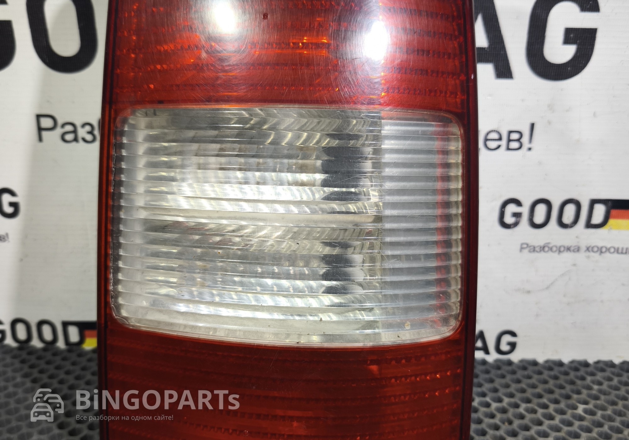 2K0945112A Фонарь задний правый для Volkswagen Caddy III (с 2004 по 2015)