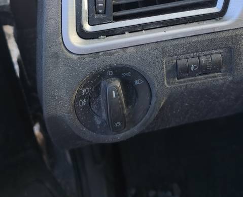 5JA941333A Кнопка корректора фар