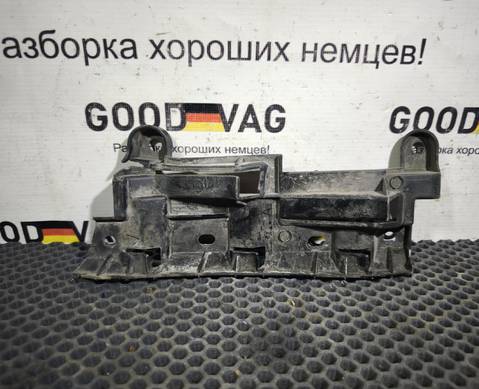 2K0807394 Кронштейн заднего бампера правый для Volkswagen Caddy III (с 2004 по 2015)