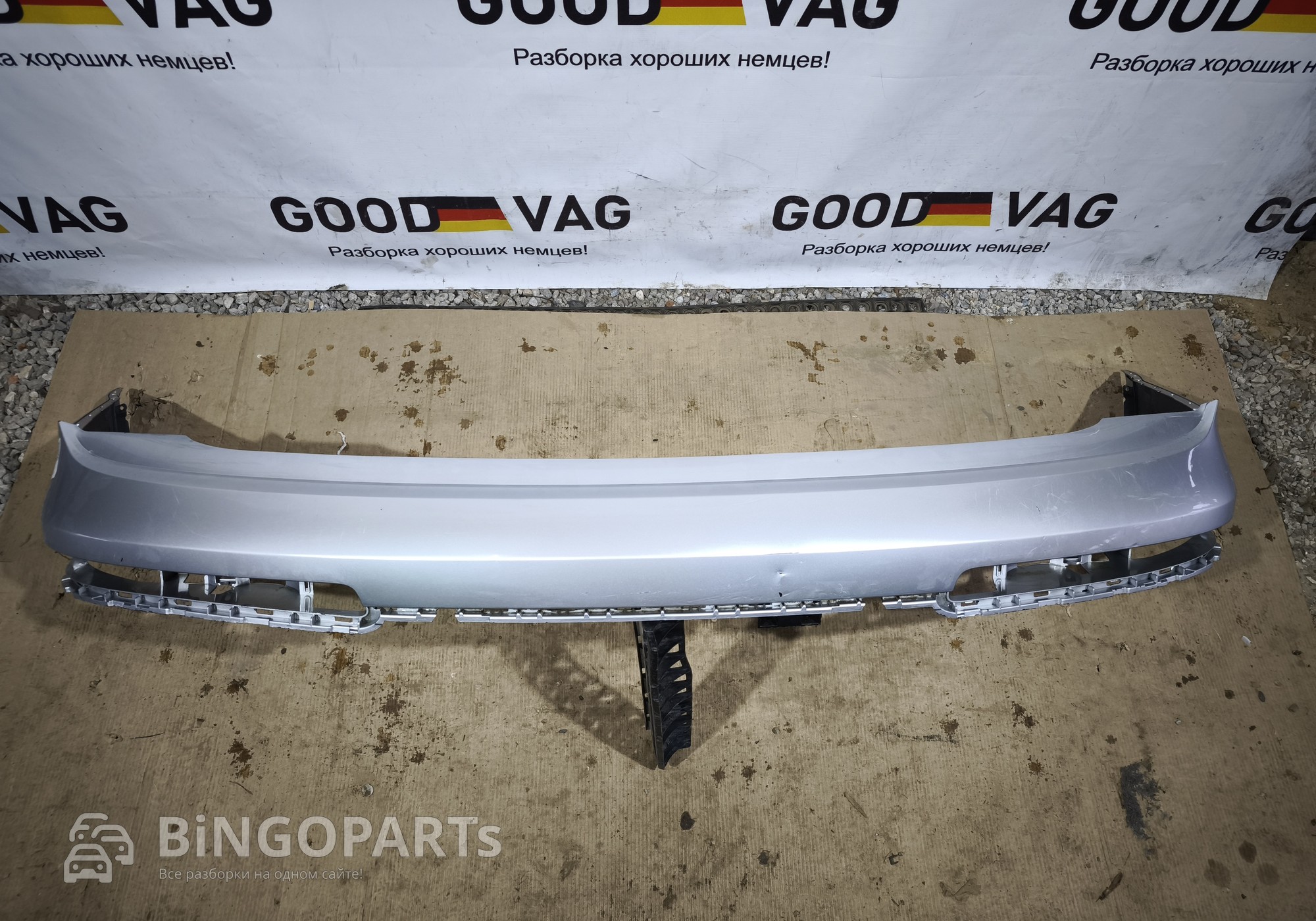 4L0807511G Бампер задний серебристый Q7 4L 2009-2015 для Audi Q7 4L (с 2005 по 2015)