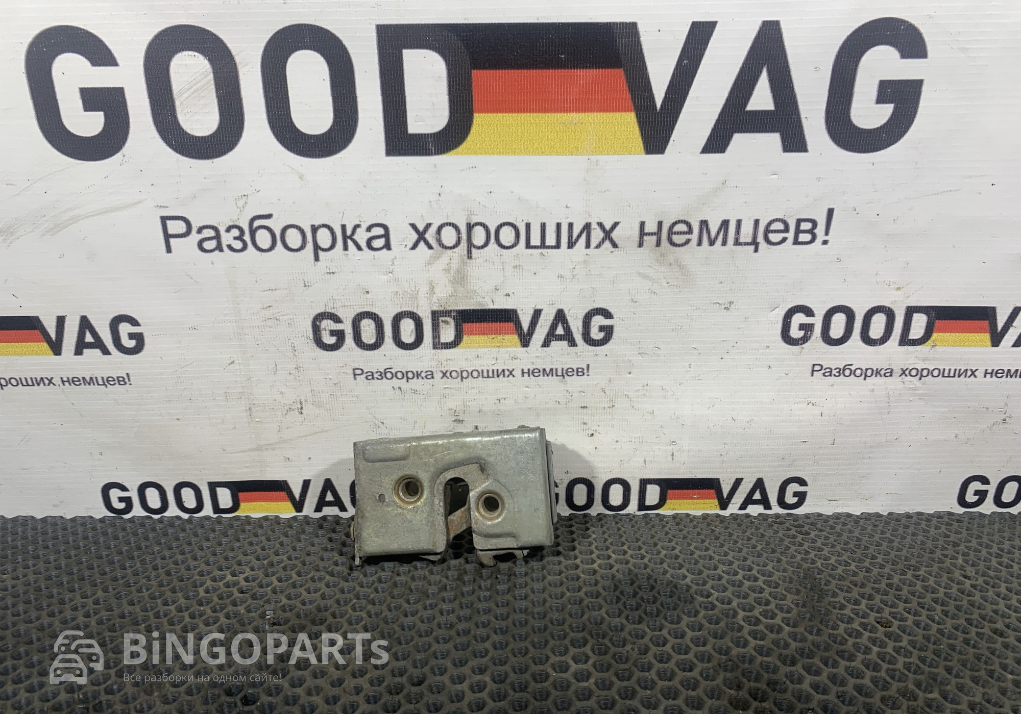 357839015B замок двери задней левой для Volkswagen Passat B3 (с 1988 по 1997)