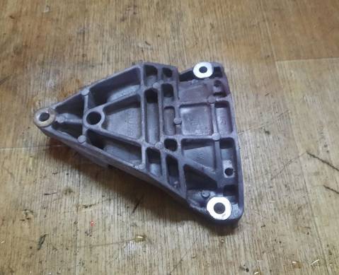 55577158 Кронштейн кондиционера Шевроле Авео Т300 для Chevrolet Aveo T300 (с 2011)