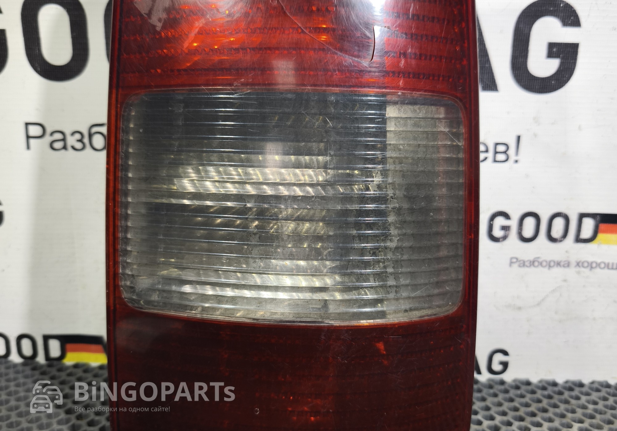 2K0945112A Фонарь задний правый для Volkswagen Caddy III (с 2004 по 2015)