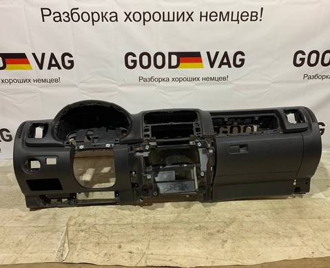 5J1857007DA Передняя панель салона (торпедо) для Skoda Roomster