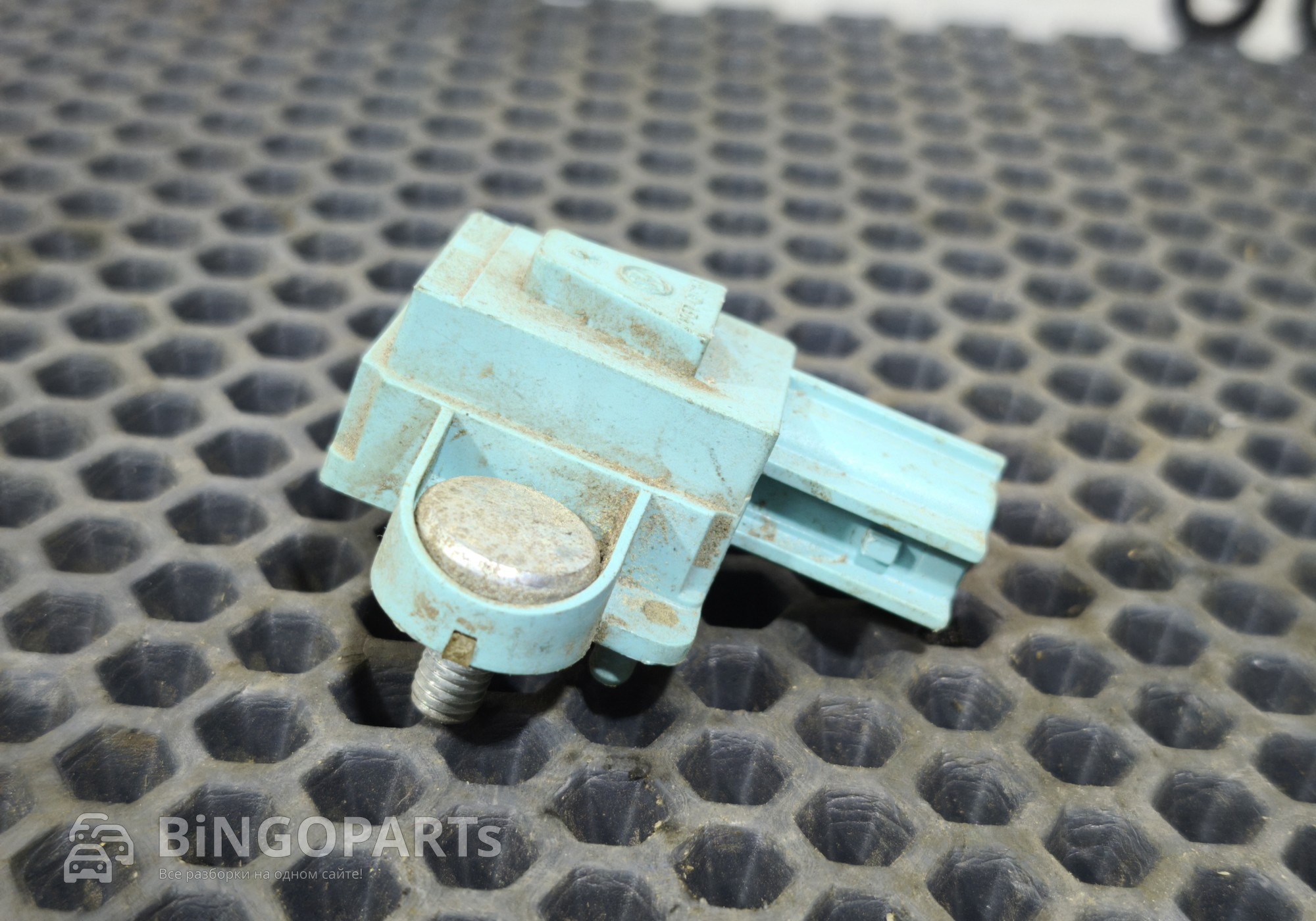 4F0955557 Датчик AIRBAG