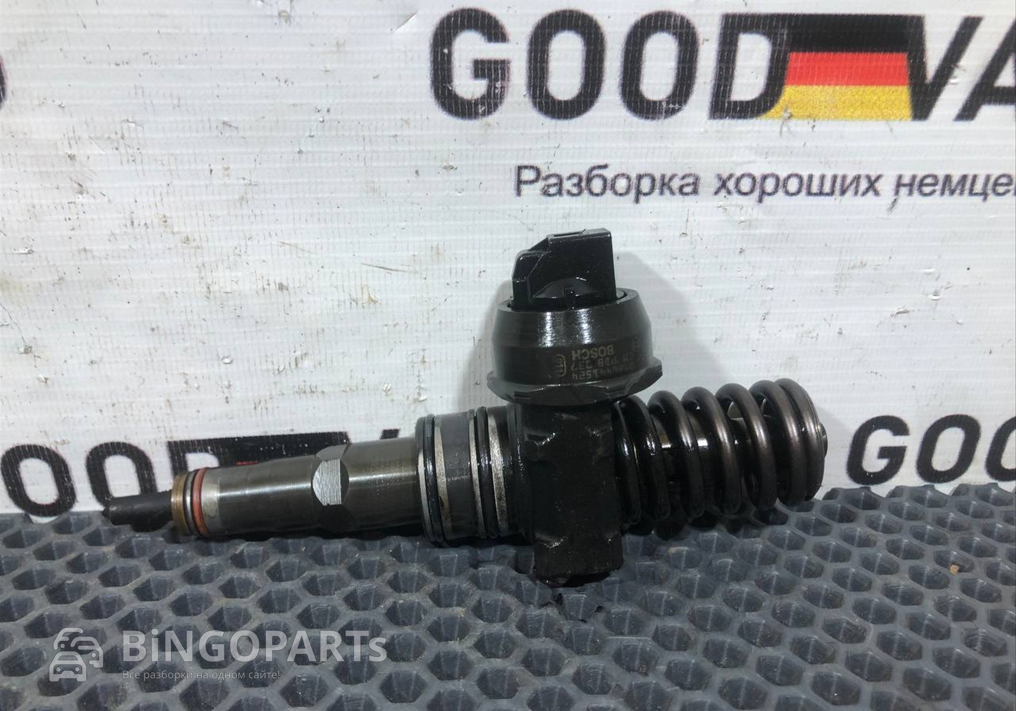 038130079QX Форсунка топливная для Audi A4