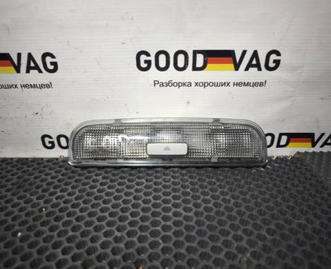 8P0947111 Плафон салонный задний для Volkswagen Polo