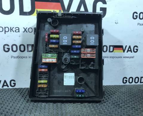 1K0937125D Блок предохранителей для Volkswagen Golf V (с 2003 по 2009)