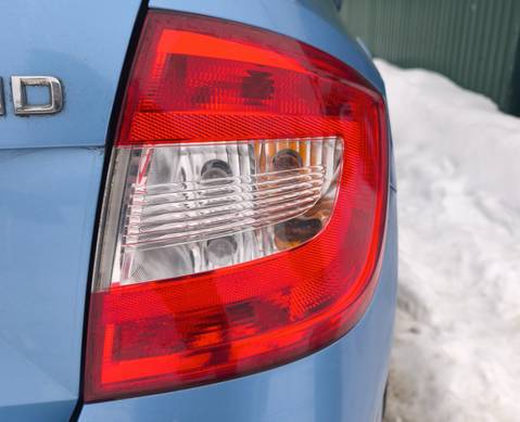 5JH945112 Фонарь задний правый для Skoda Rapid I (с 2012 по 2020)