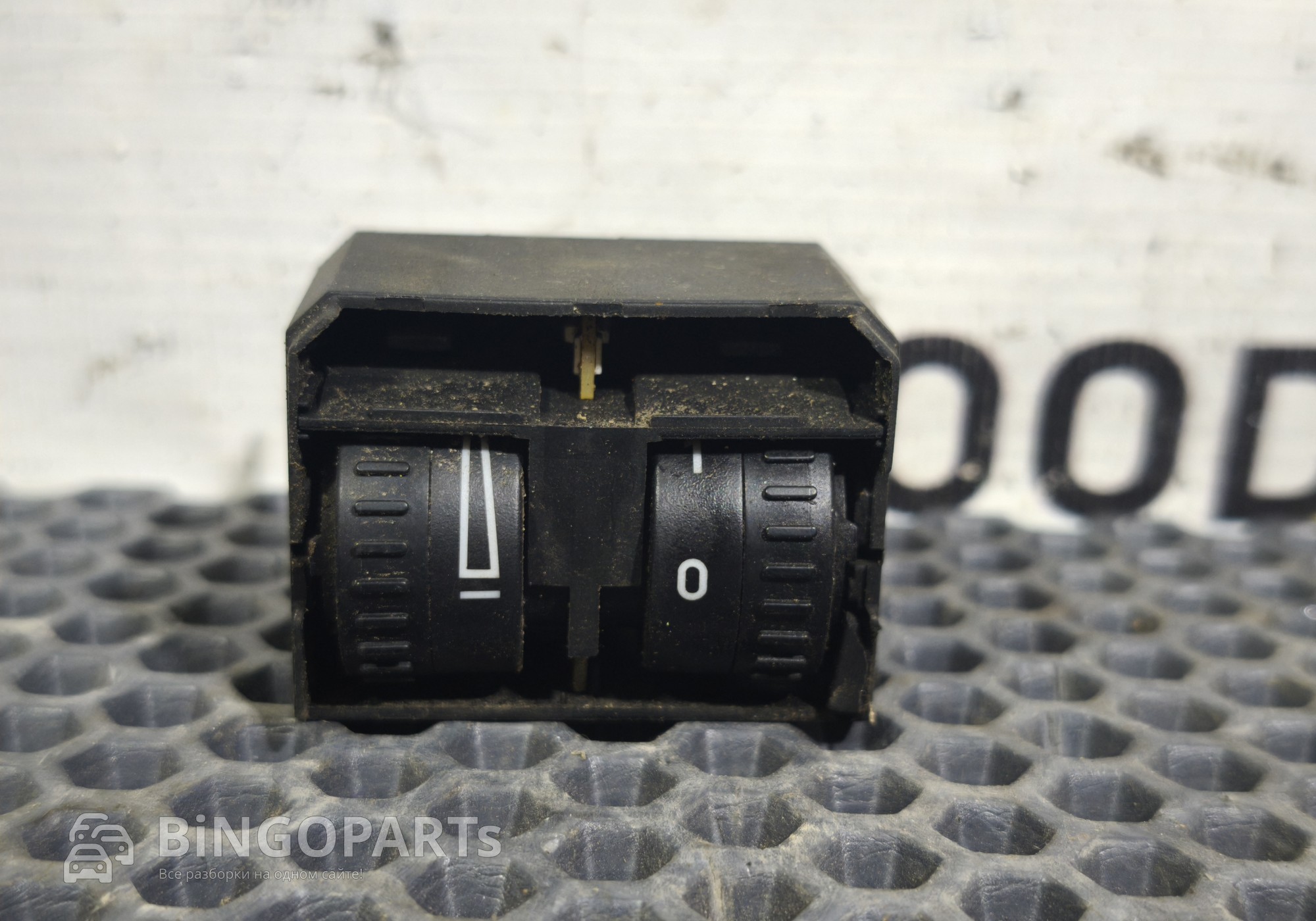 2K0941333A Кнопка корректора фар для Volkswagen Caddy III (с 2004 по 2015)