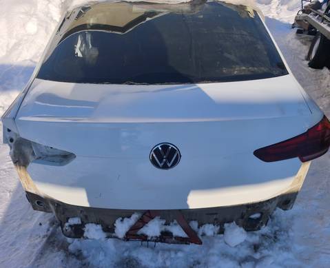 6N5827025C Крышка багажника белая для Volkswagen Polo VI (с 2017)
