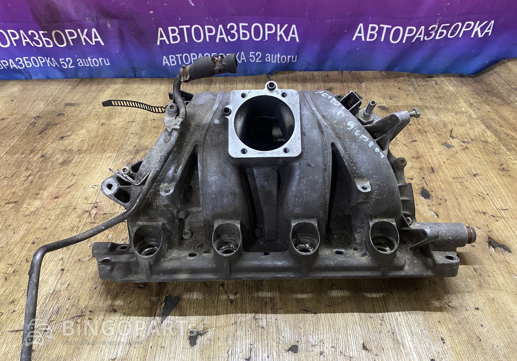 Коллектор впускной Опель Астра Н 1.8 XE для Opel Astra H (с 2004 по 2014)