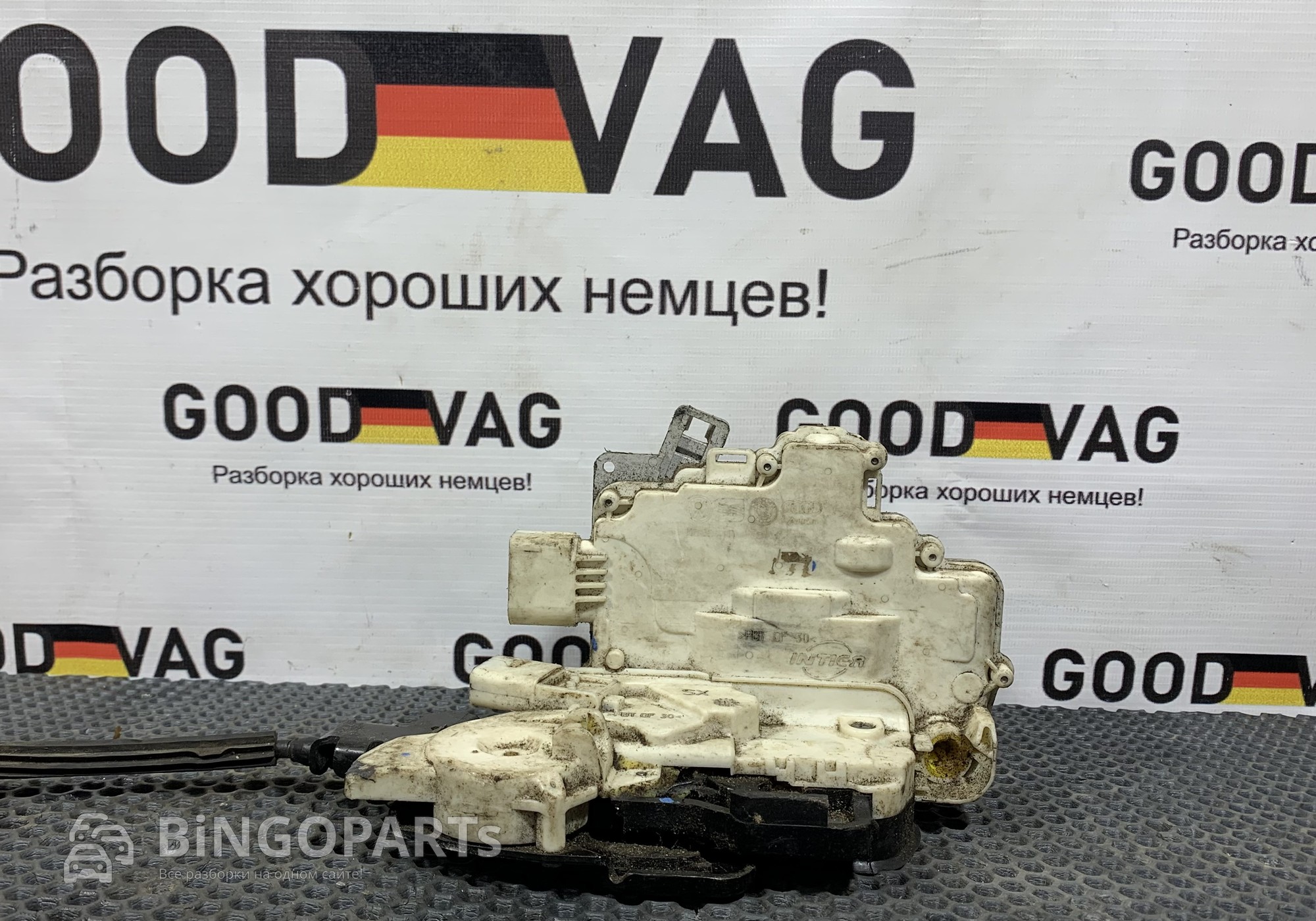 4G0839015F Замок двери задней левой для Audi A6