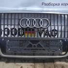 8R0853651 Решетка радиатора центральная без сист. парктроник для Audi Q5 8R (с 2008 по 2017)